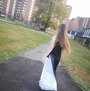 Meet your Posher, Emily